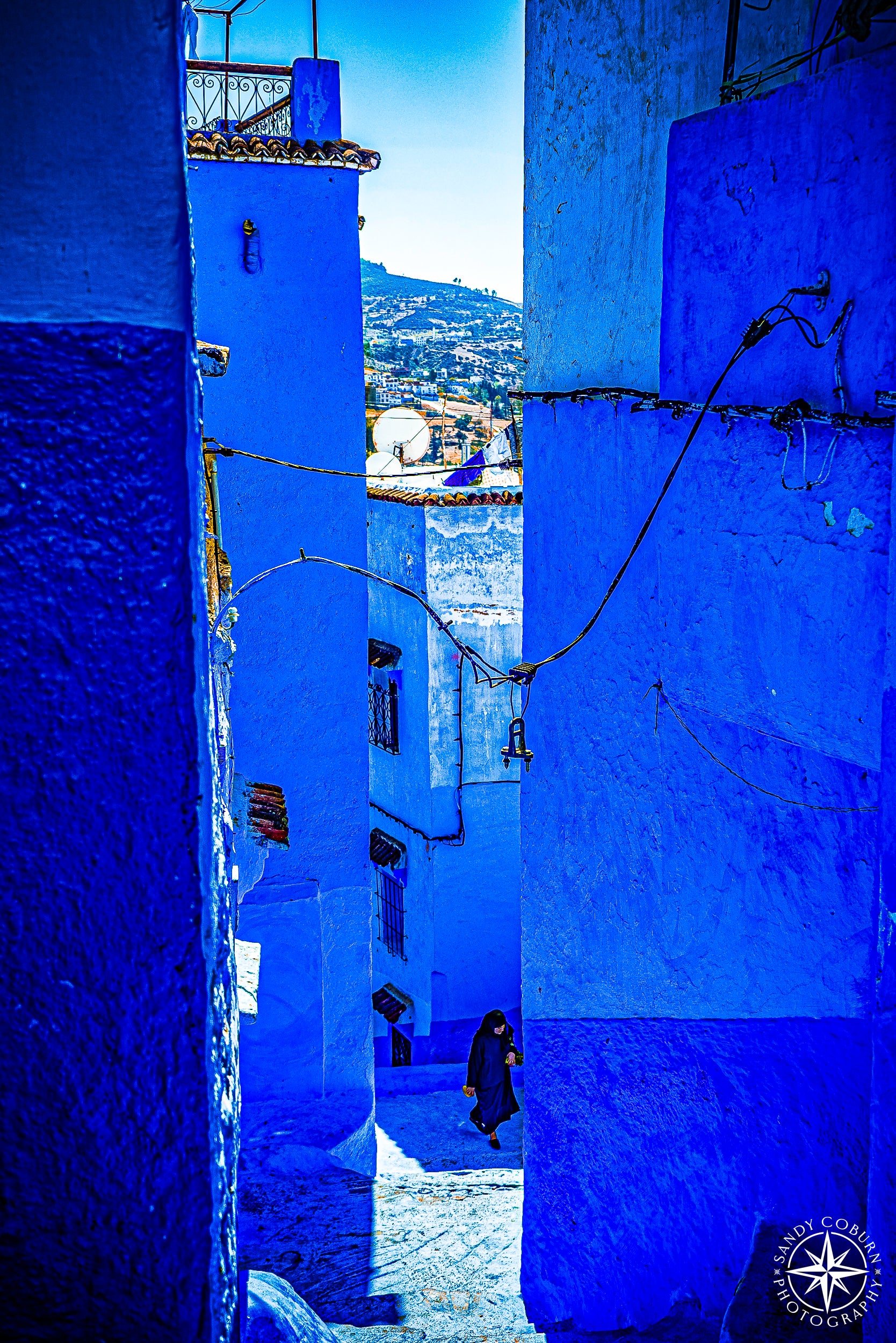 Passage in Blue